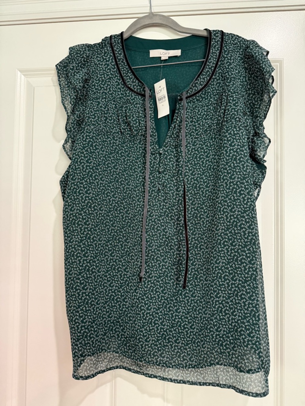 LOFT Teal Green Printed Ruffle-Sleeve Tie-Neck Blouse